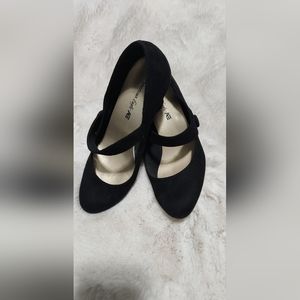 American Eagle Mary Hane heel